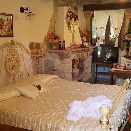 B&B La Casetta Sul Lago Colle di Tora Экстерьер фото
