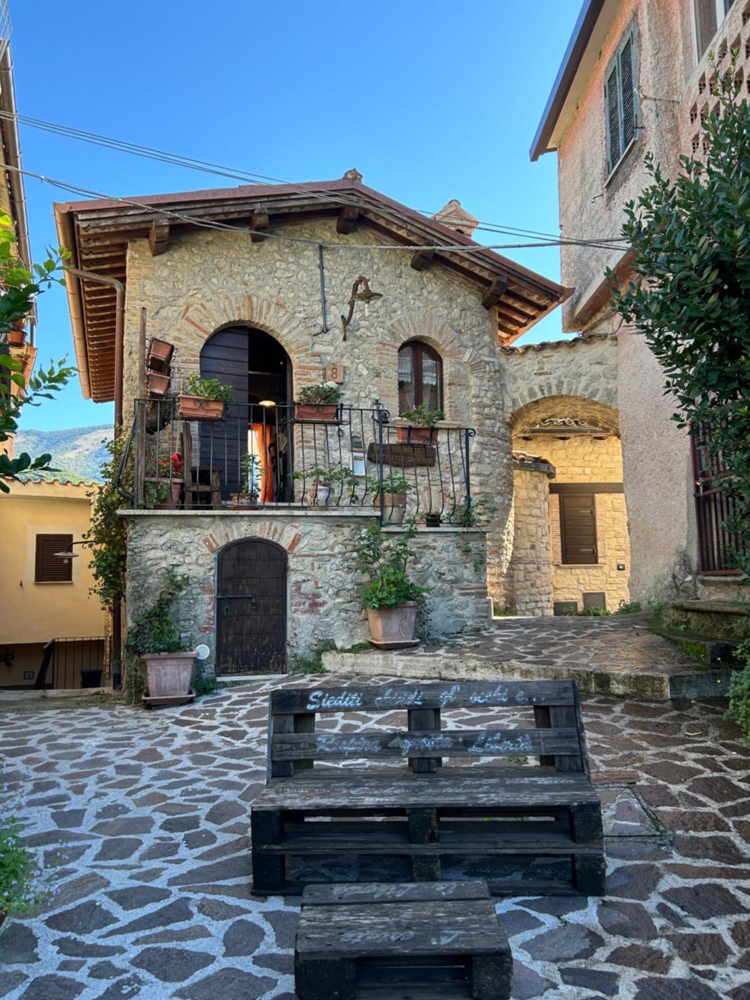 B&B La Casetta Sul Lago Colle di Tora Экстерьер фото