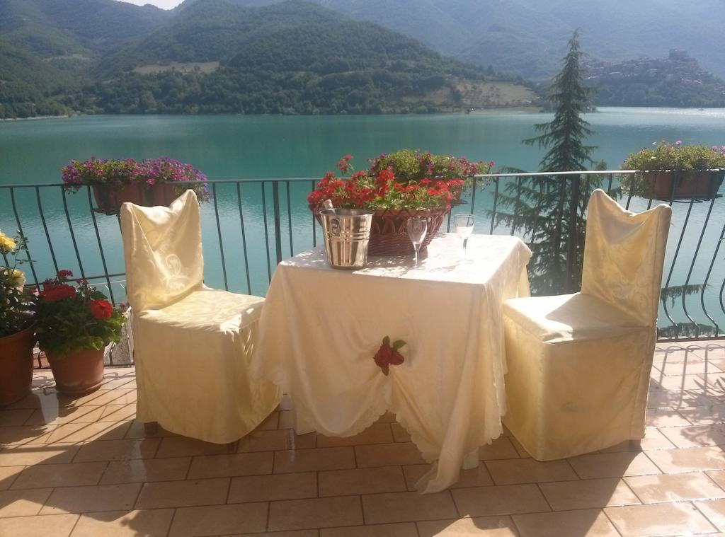 B&B La Casetta Sul Lago Colle di Tora Экстерьер фото