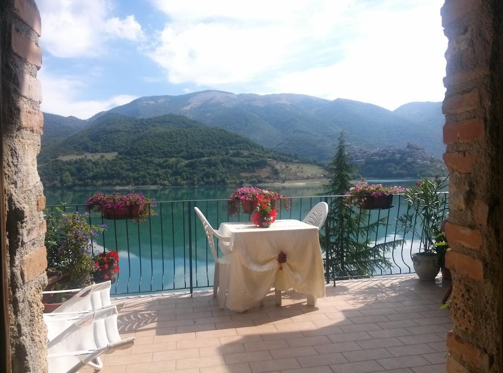 B&B La Casetta Sul Lago Colle di Tora Экстерьер фото
